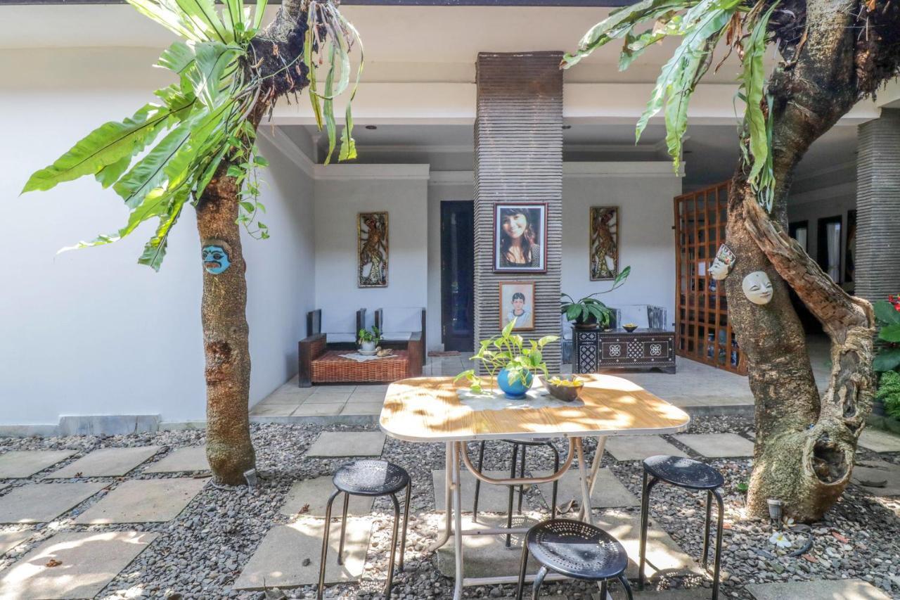 Oyo 1757 Villa Dende Labuan Labuan Lombok Exterior foto